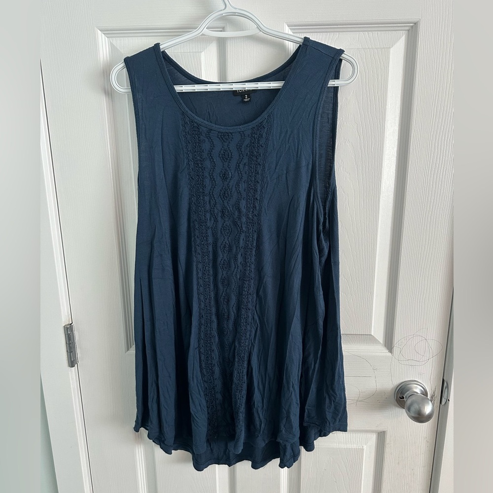 Torrid embroidered tank top